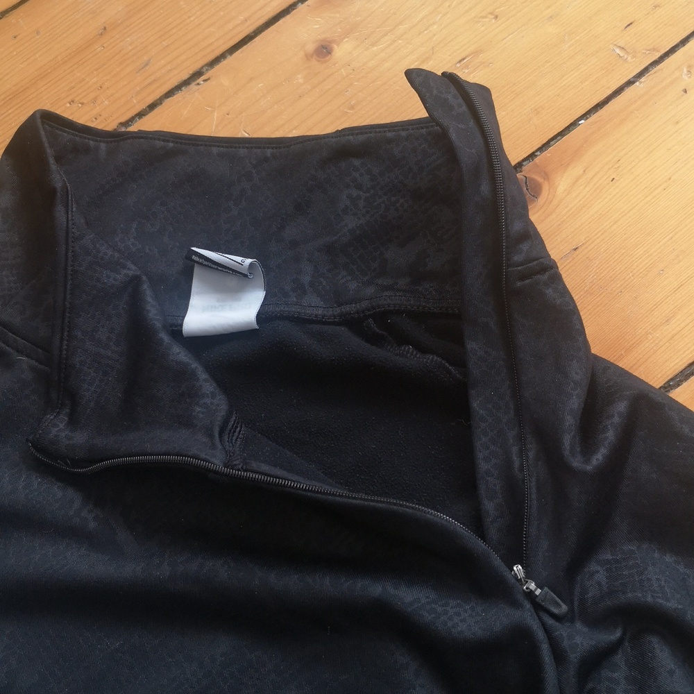 Nike Dri-Fit Fleece-lined Top, L - Picture 4 of 8